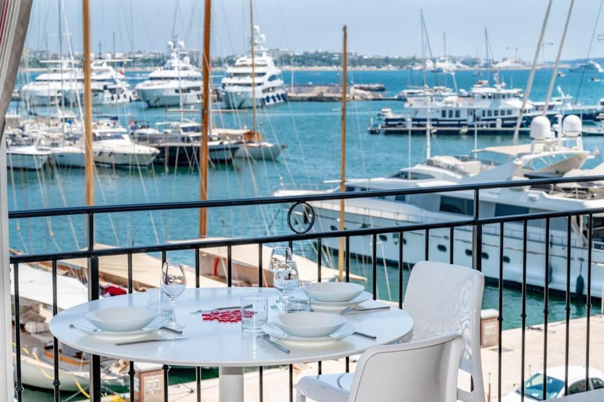 C096-apt Overlooking The Old Port The View Is Magical Apartment Cannes